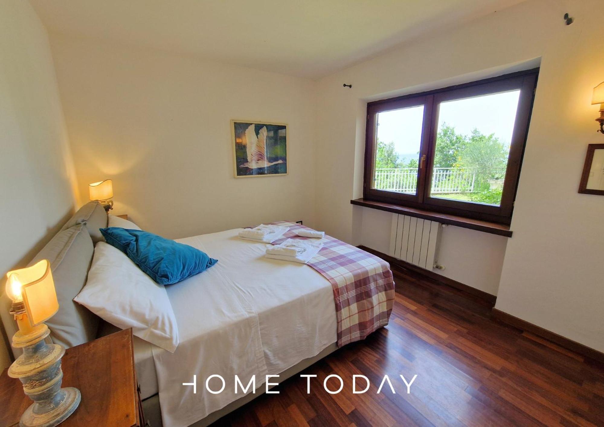 Ht - Loft Al Castello Di Miramare Con Vista Lejlighed Grignano  Eksteriør billede